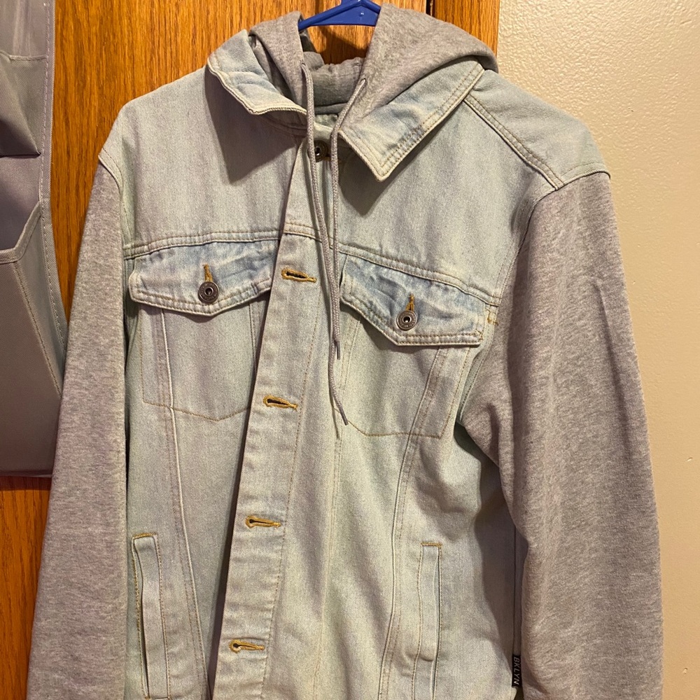 Jean jacket (Built in hoodie)
